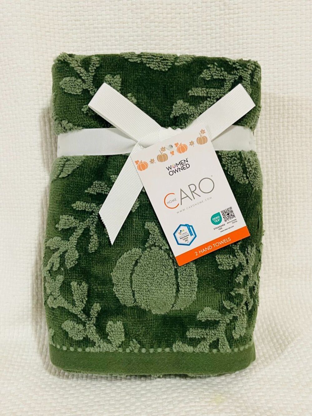 Caro Home Pumpkin Hand Towels - Green (2-Pack)